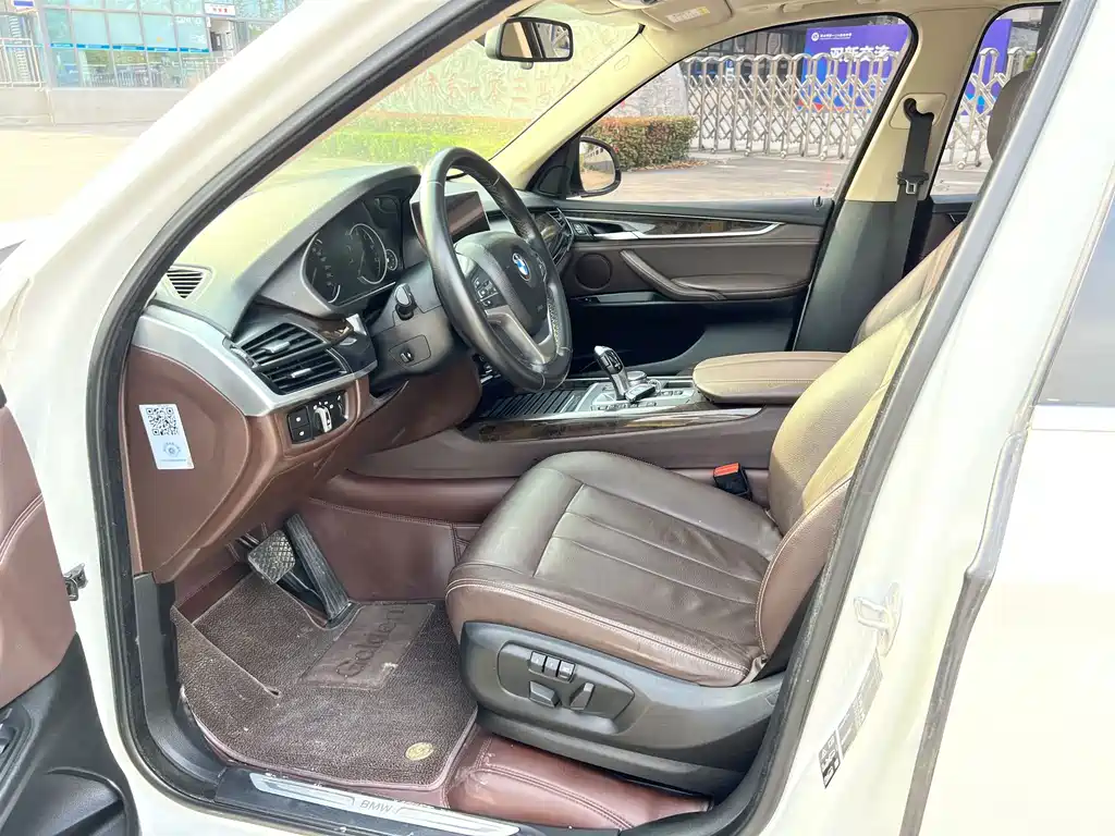 BMW X5 (Import) — фото 10