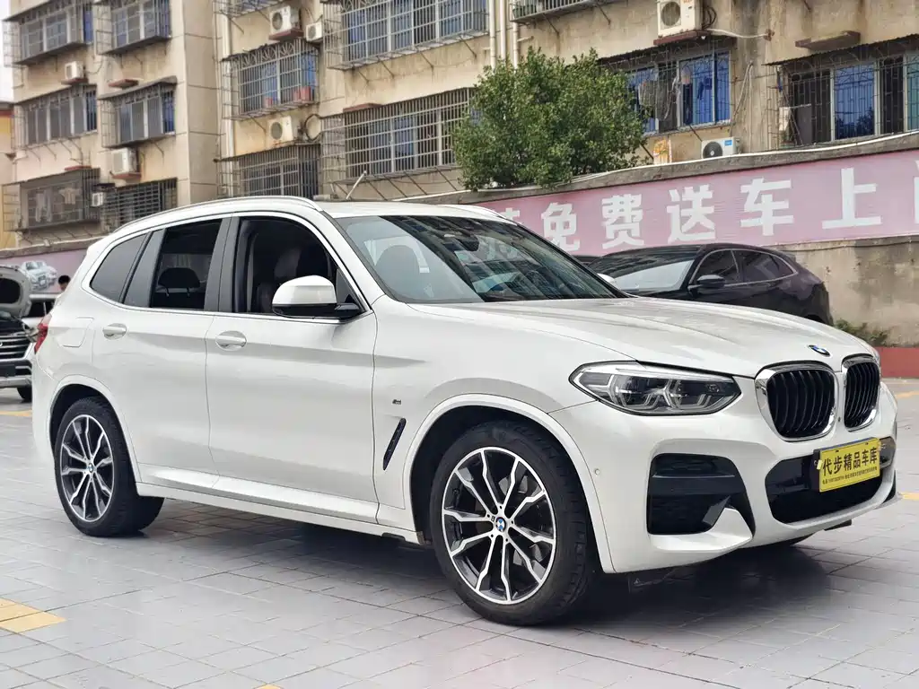 BMW X3 — фото 3