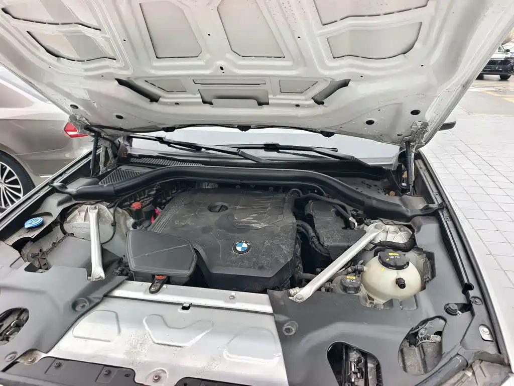 BMW X3 — фото 23