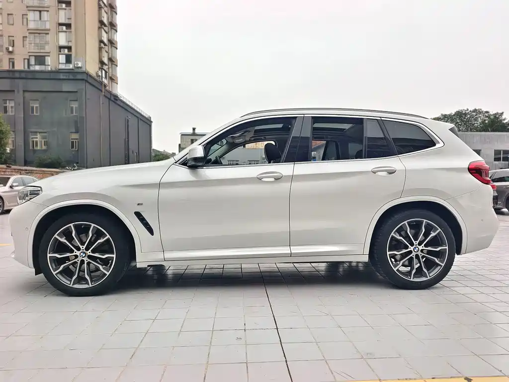 BMW X3 — фото 4