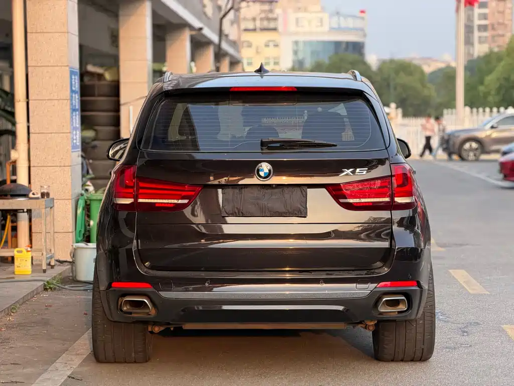 BMW X5 (Import) — фото 11