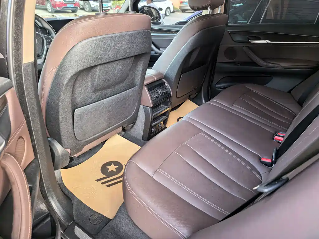 BMW X5 (Import) — фото 11