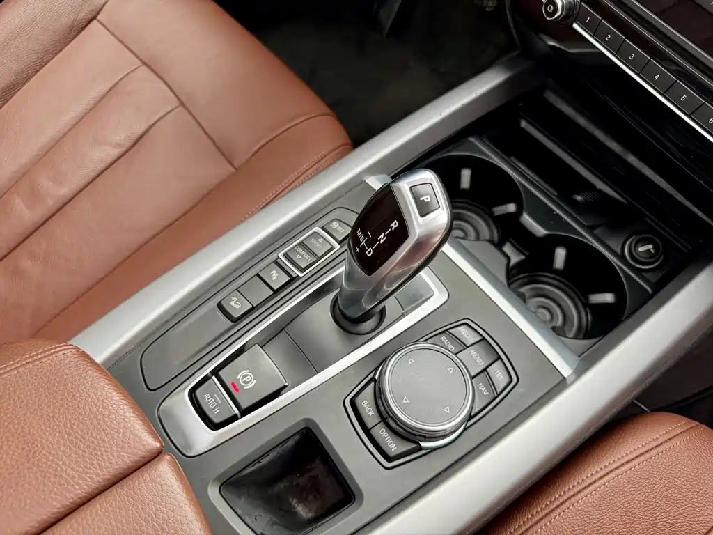 BMW X5 (Import) — фото 11