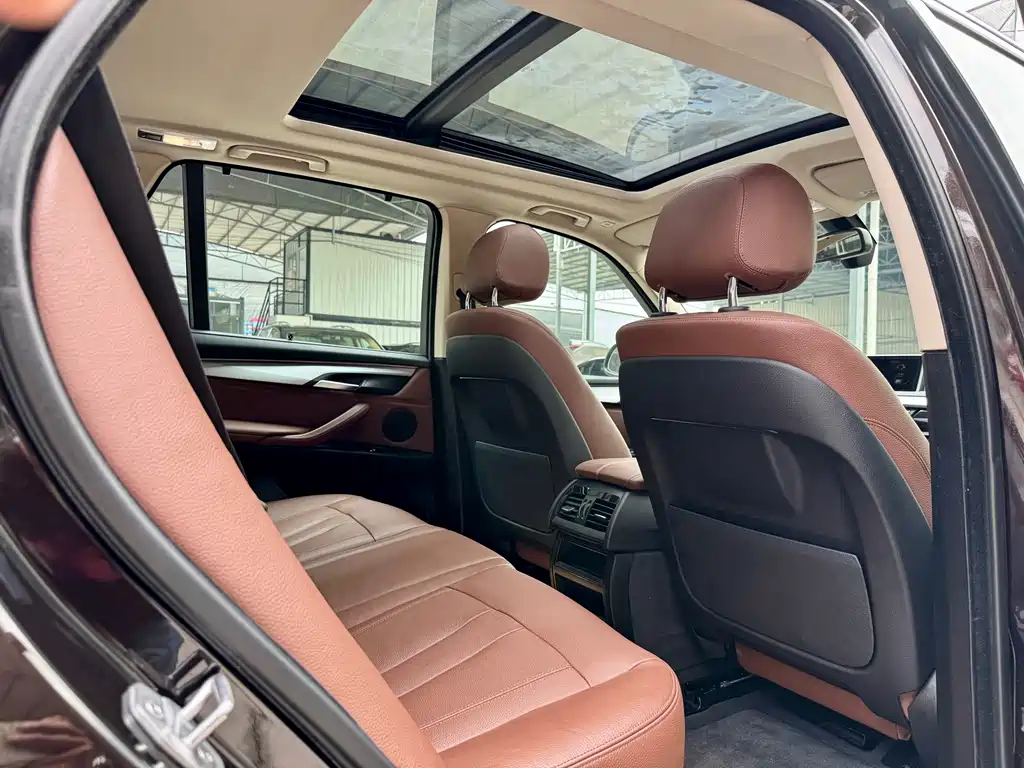 BMW X5 (Import) — фото 17