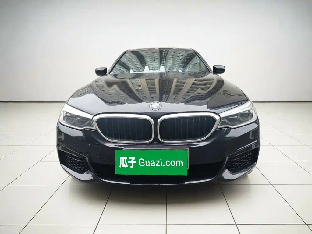 BMW 5 Series — фото 2