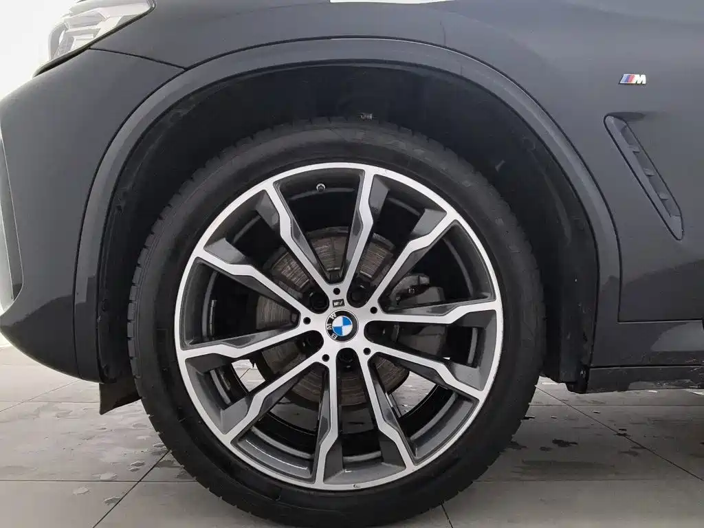 BMW X3 — фото 17
