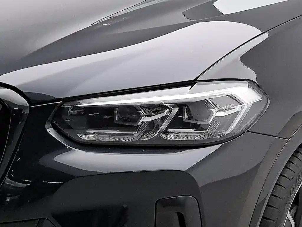 BMW X3 — фото 7