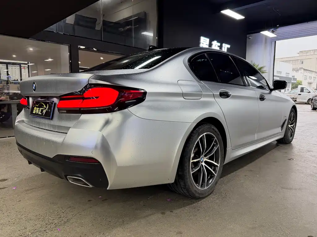 BMW 5 Series (Import) — фото 13