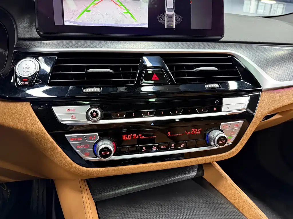 BMW 5 Series (Import) — фото 16
