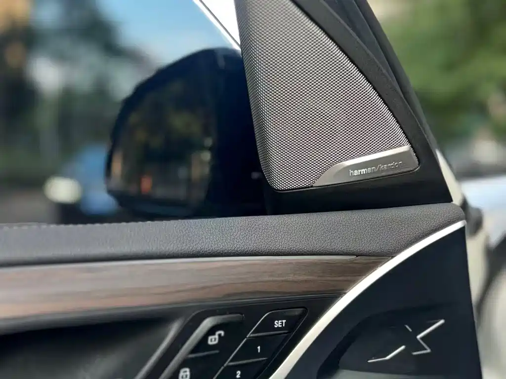 BMW X3 — фото 9