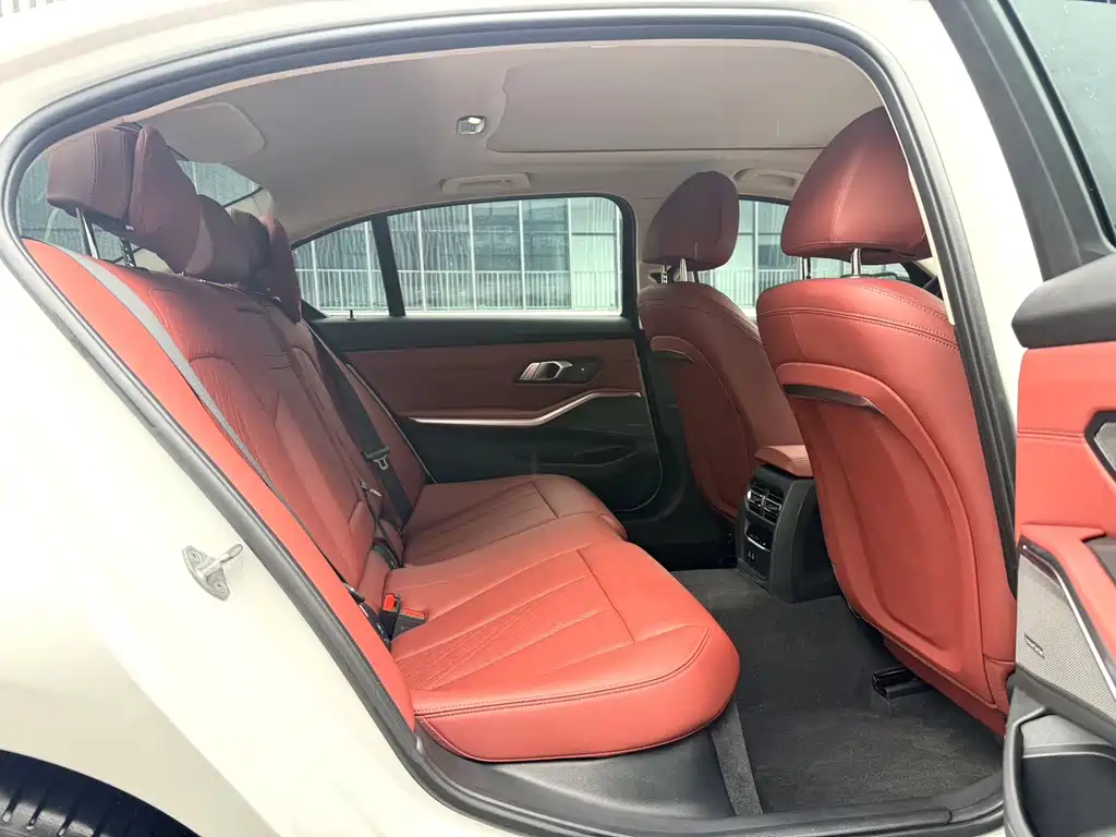 BMW 3 Series — фото 10