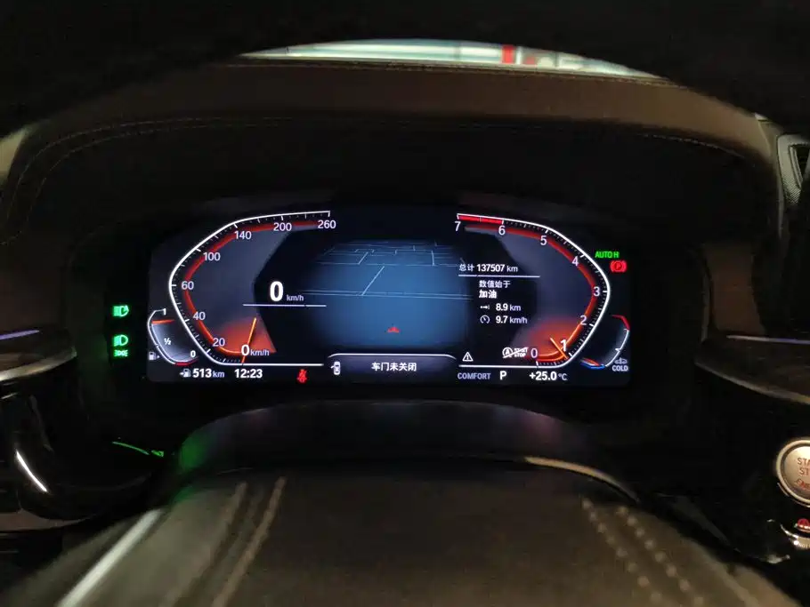 BMW 5 Series — фото 14