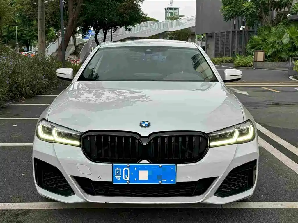 BMW 5 Series — фото 3
