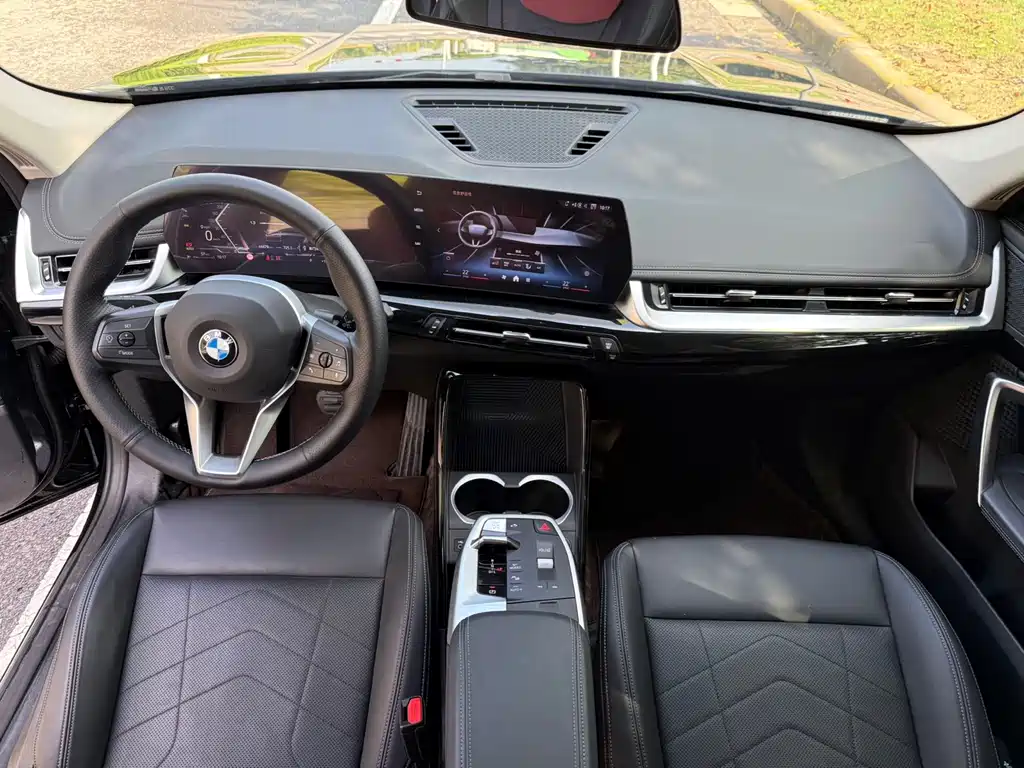 BMW X1 — фото 14
