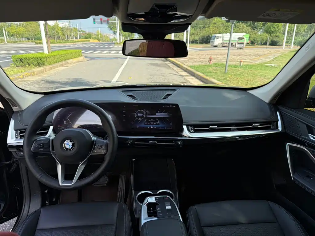 BMW X1 — фото 15