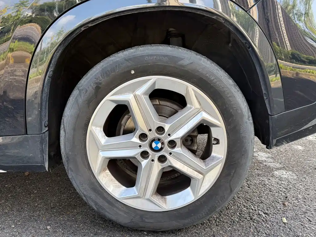 BMW X1 — фото 19