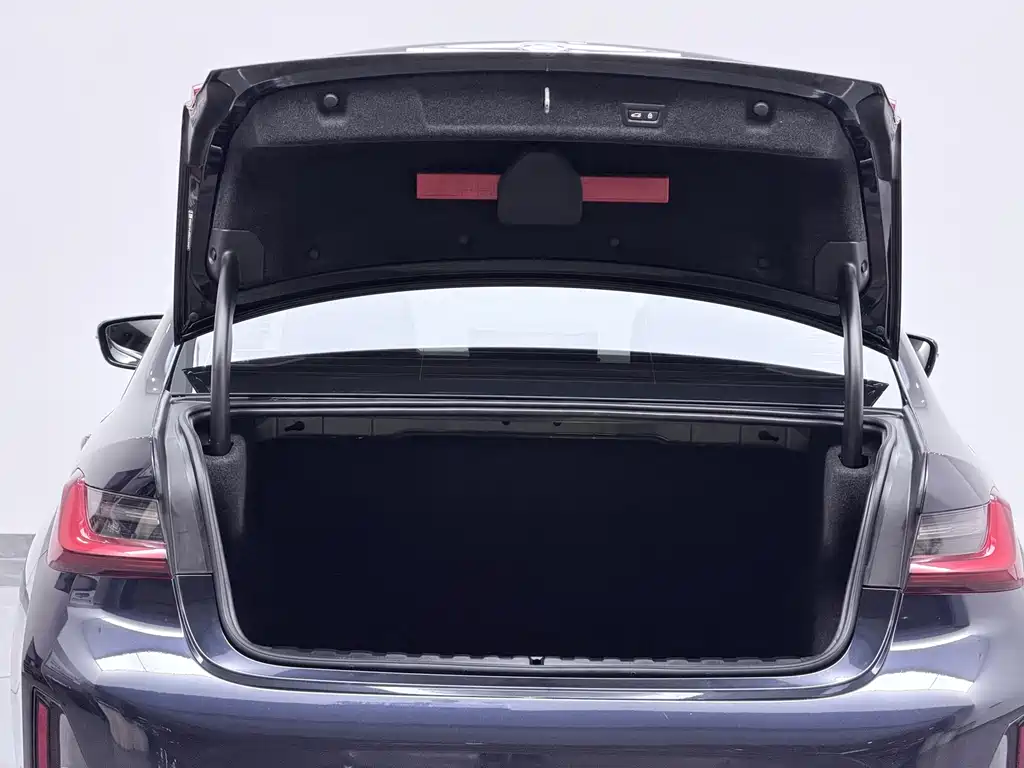 BMW 3 Series — фото 19