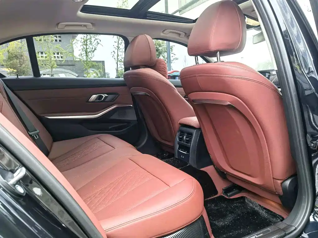 BMW 3 Series — фото 11