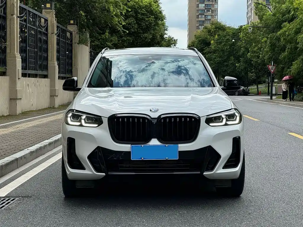 BMW X3 — фото 8