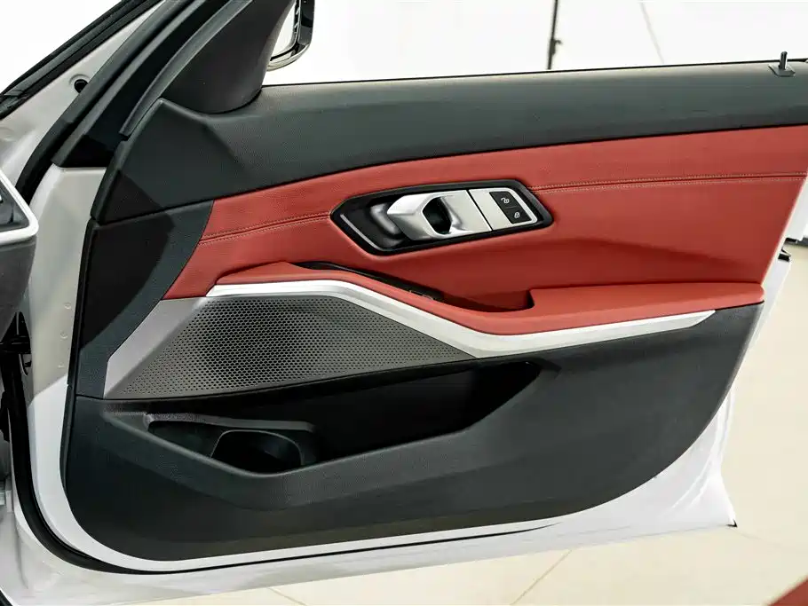 BMW 3 Series — фото 15