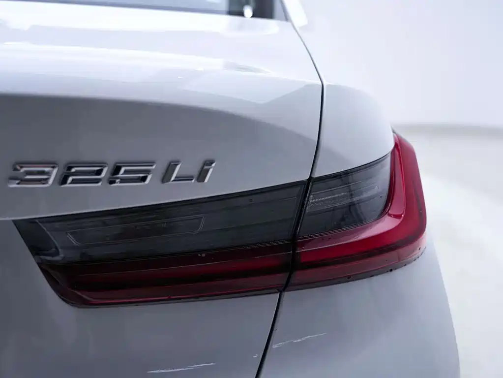 BMW 3 Series — фото 14