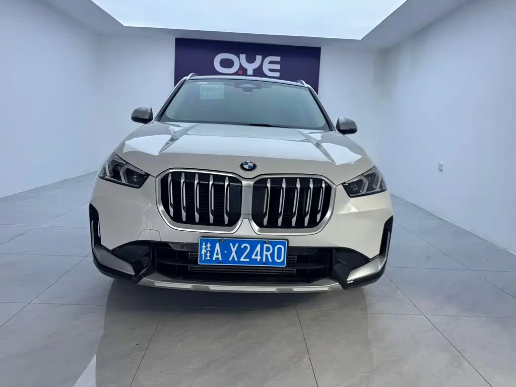BMW X1 — фото 2
