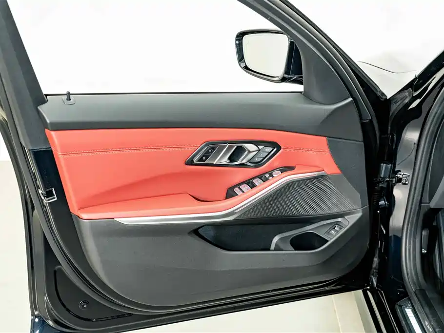 BMW 3 Series — фото 16