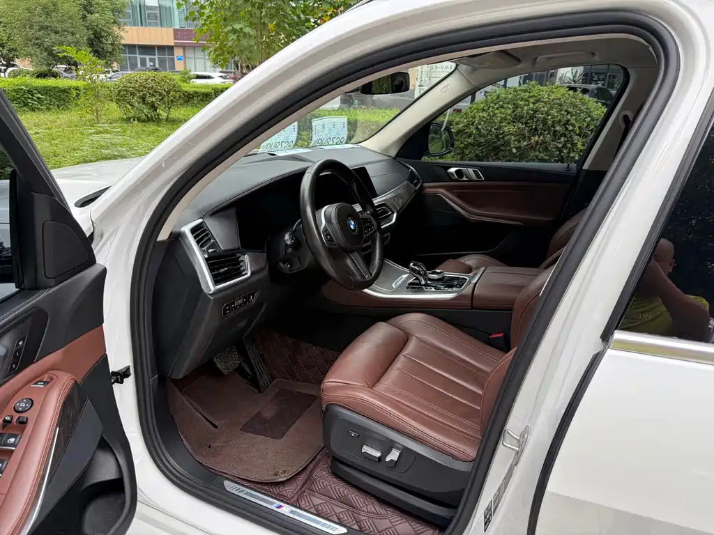 BMW X5 (Import) — фото 8