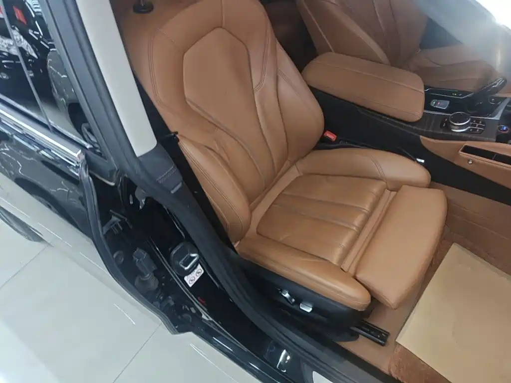 BMW 6 Series GT — фото 25