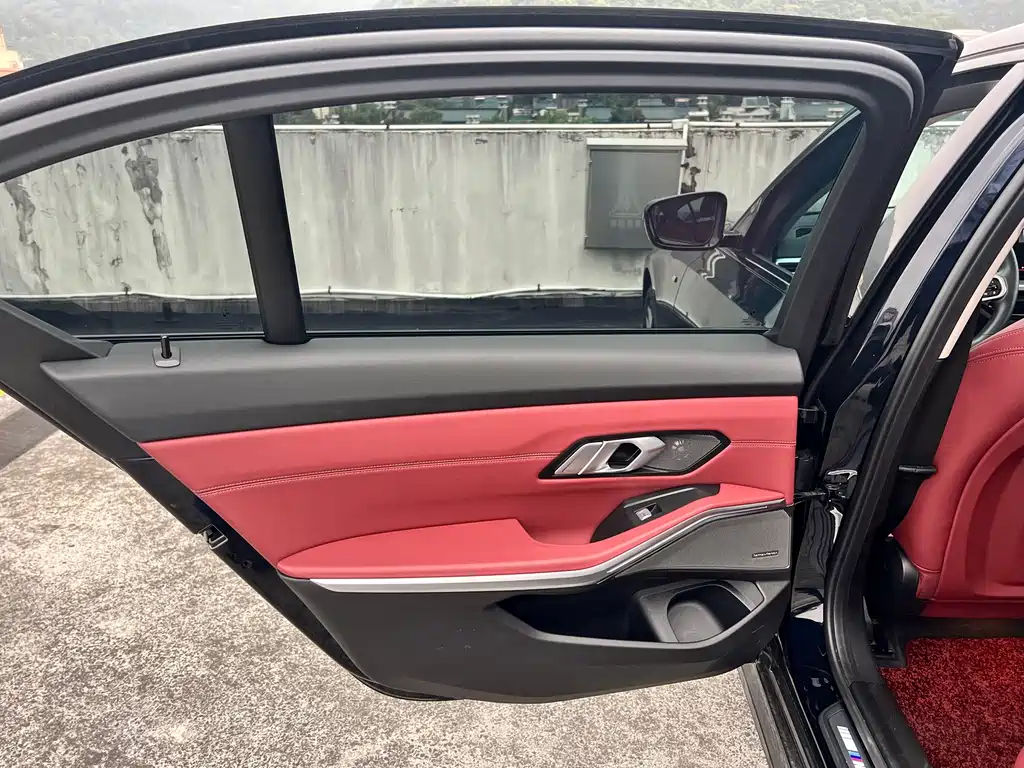 BMW 3 Series — фото 10