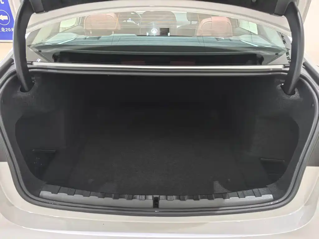 BMW 3 Series — фото 11