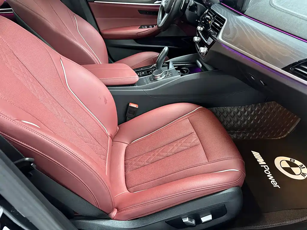 BMW 5 Series — фото 17