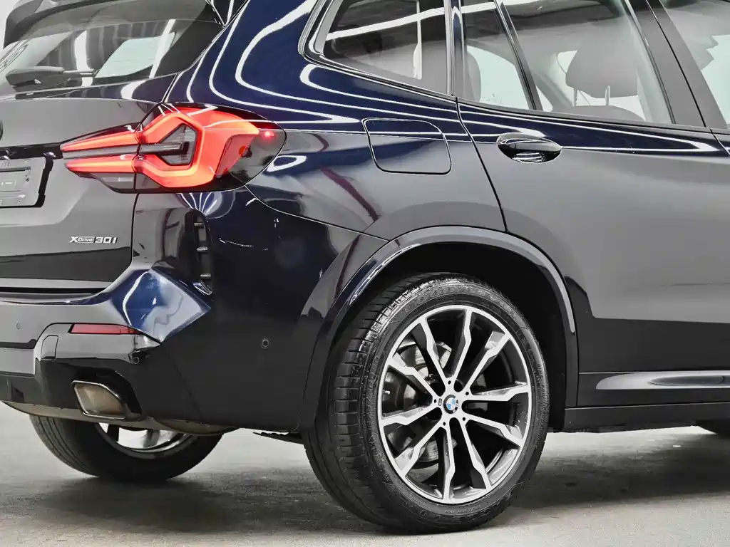 BMW X3 — фото 26