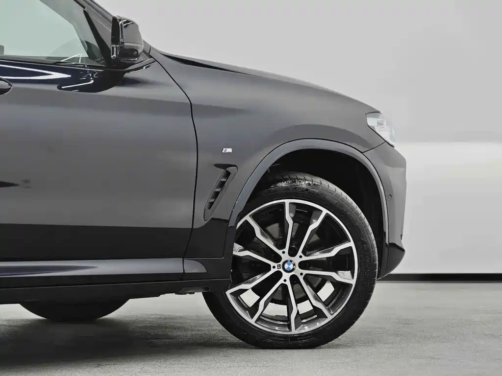 BMW X3 — фото 27