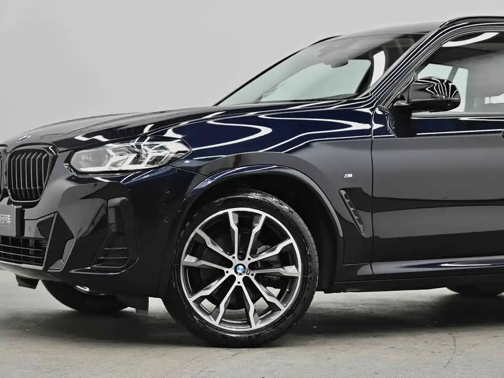 BMW X3 — фото 32