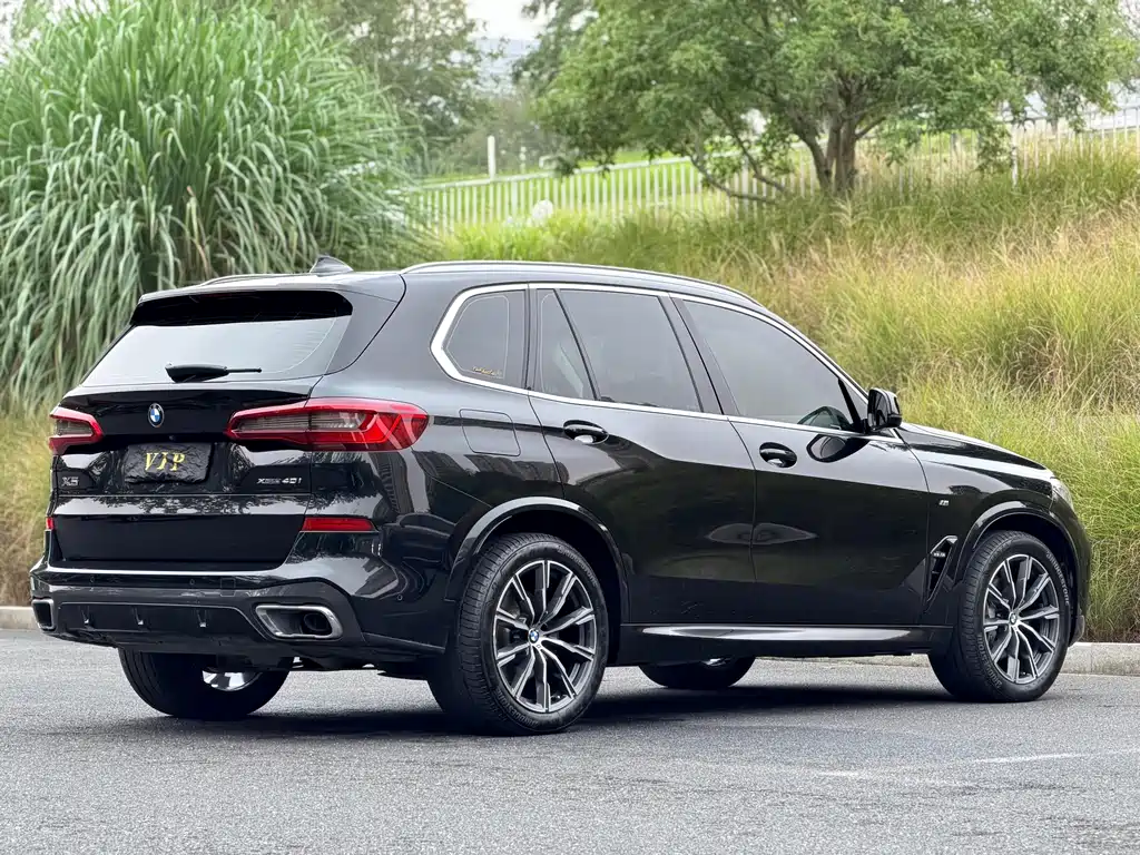BMW X5 (Import) — фото 7