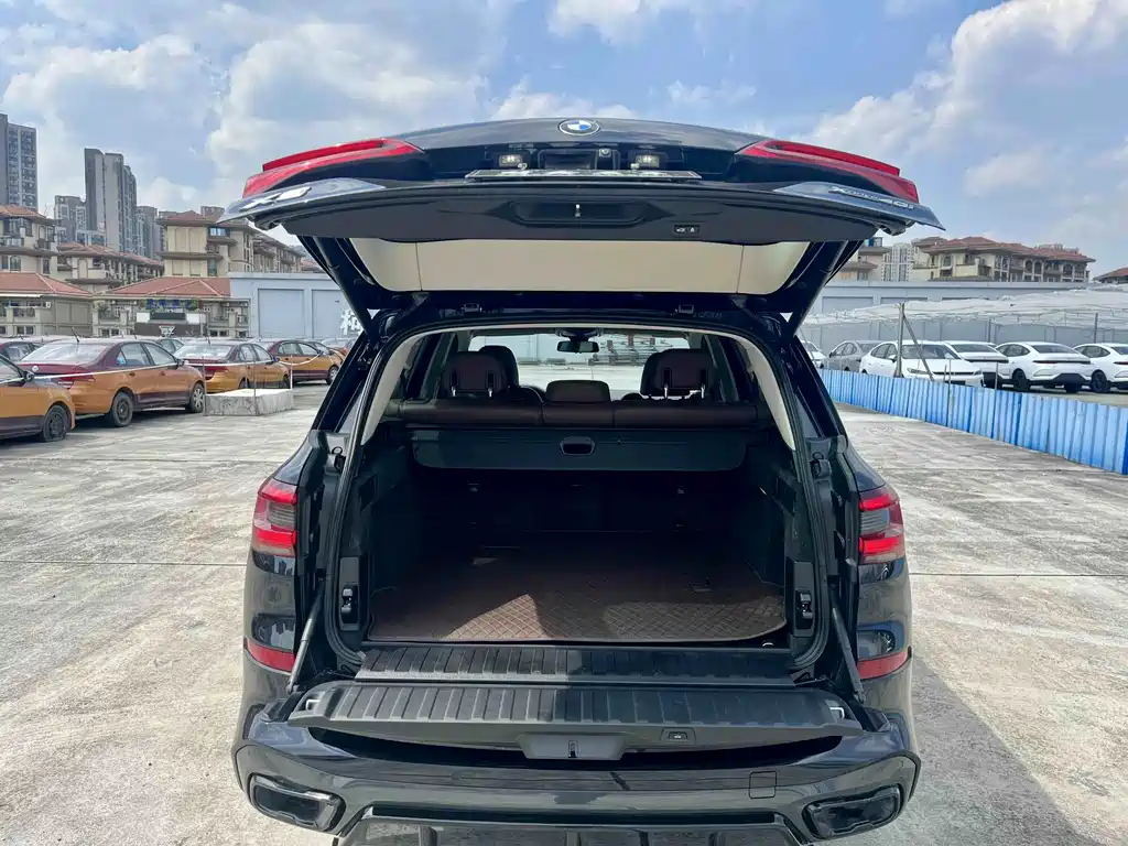 BMW X5 (Import) — фото 14