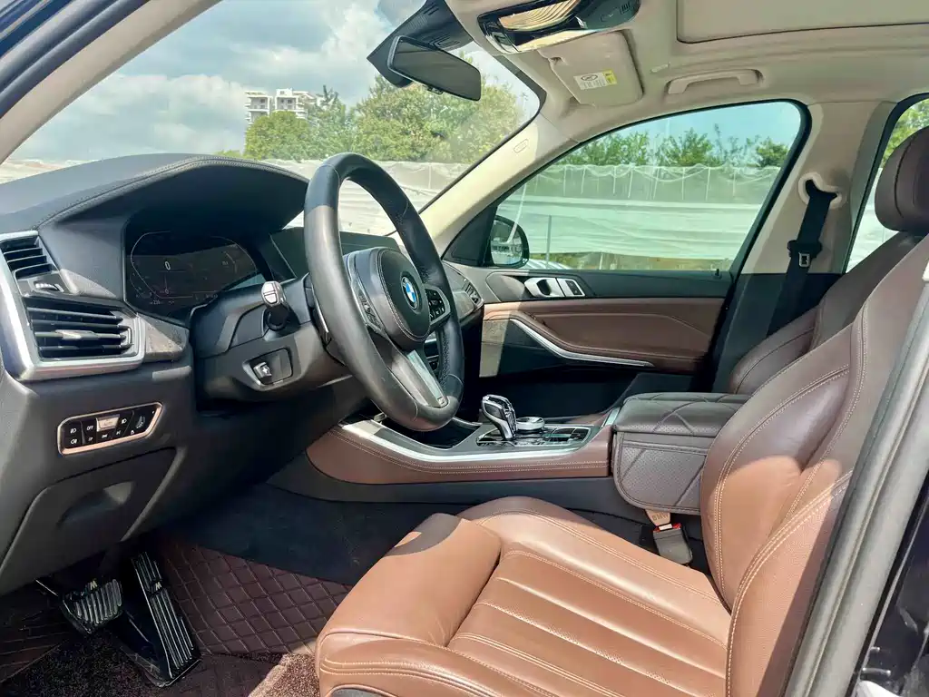 BMW X5 (Import) — фото 4