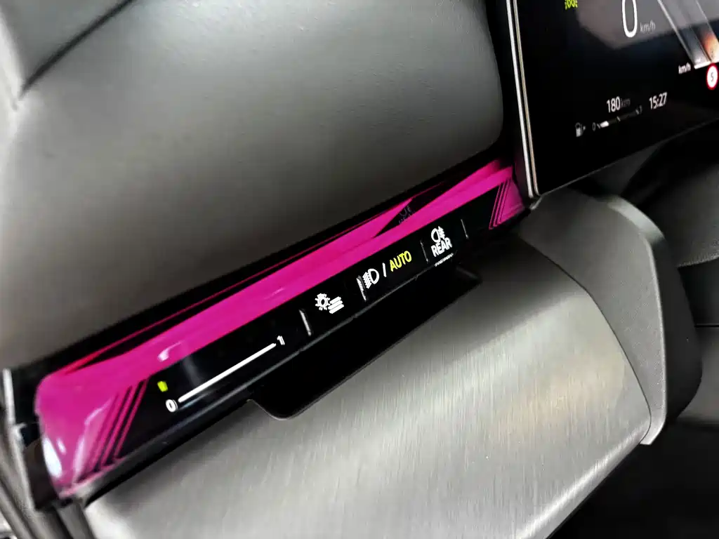 BMW 5 Series — фото 14