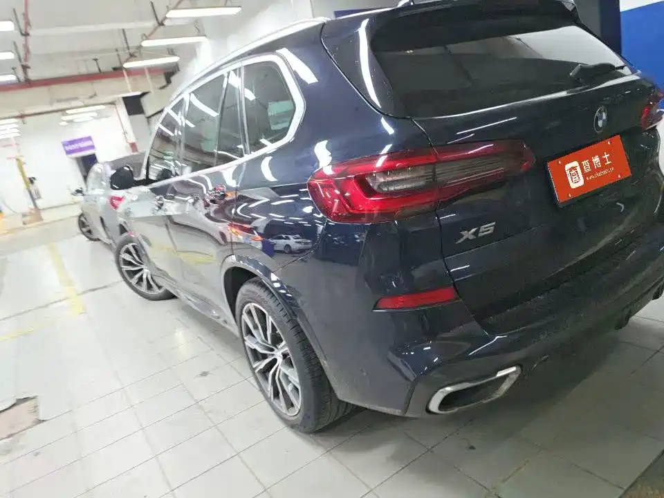BMW X5 (Import) — фото 4