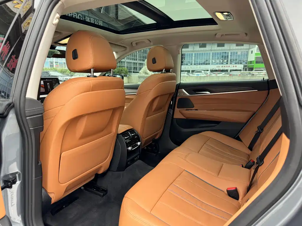 BMW 6 Series GT — фото 16