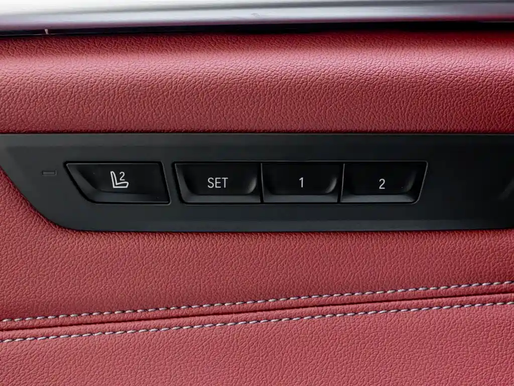 BMW 5 Series — фото 23