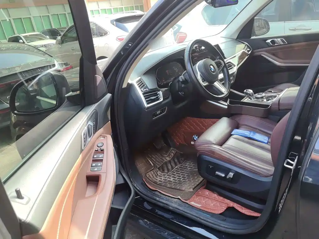 BMW X5 (Import) — фото 14