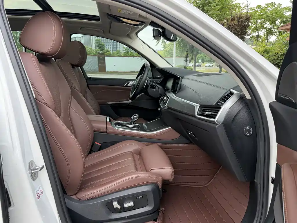 BMW X5 (Import) — фото 13