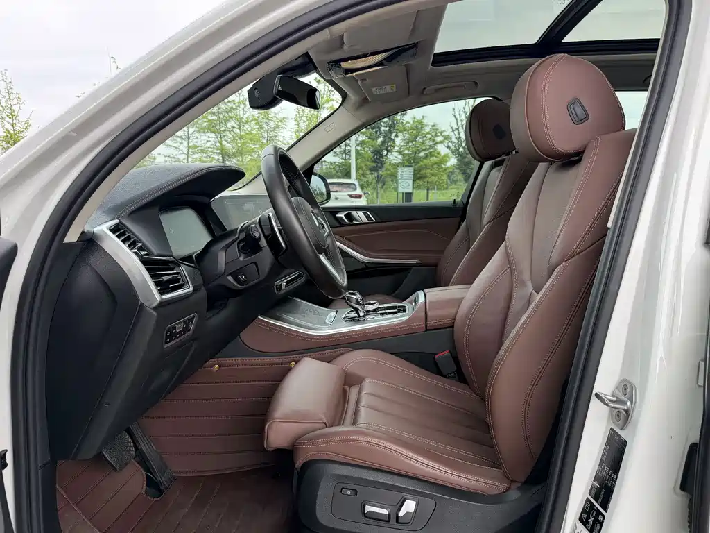 BMW X5 (Import) — фото 4