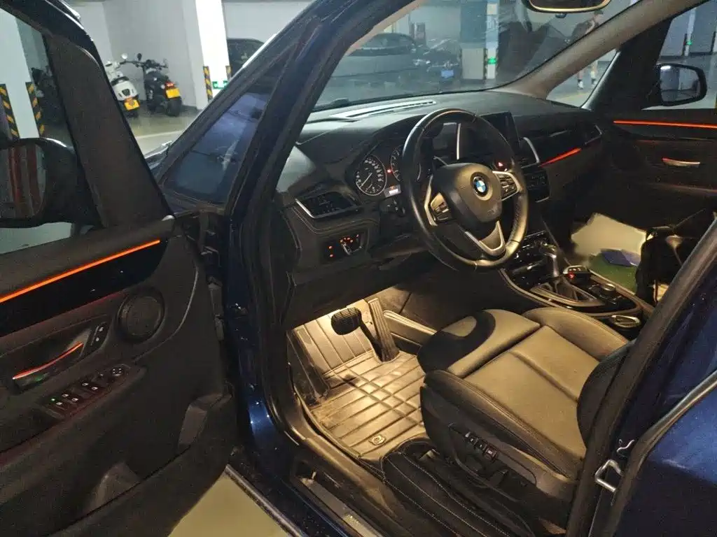 BMW 2 Series Gran Tourer — фото 14