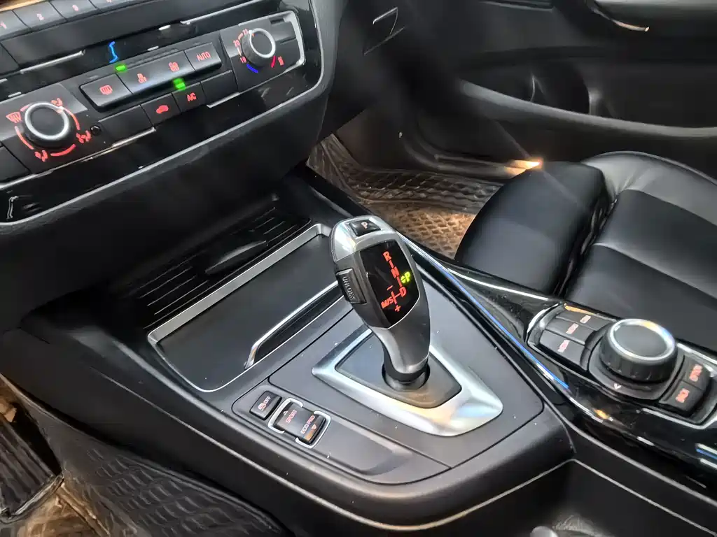 BMW 1 Series (Import) — фото 7