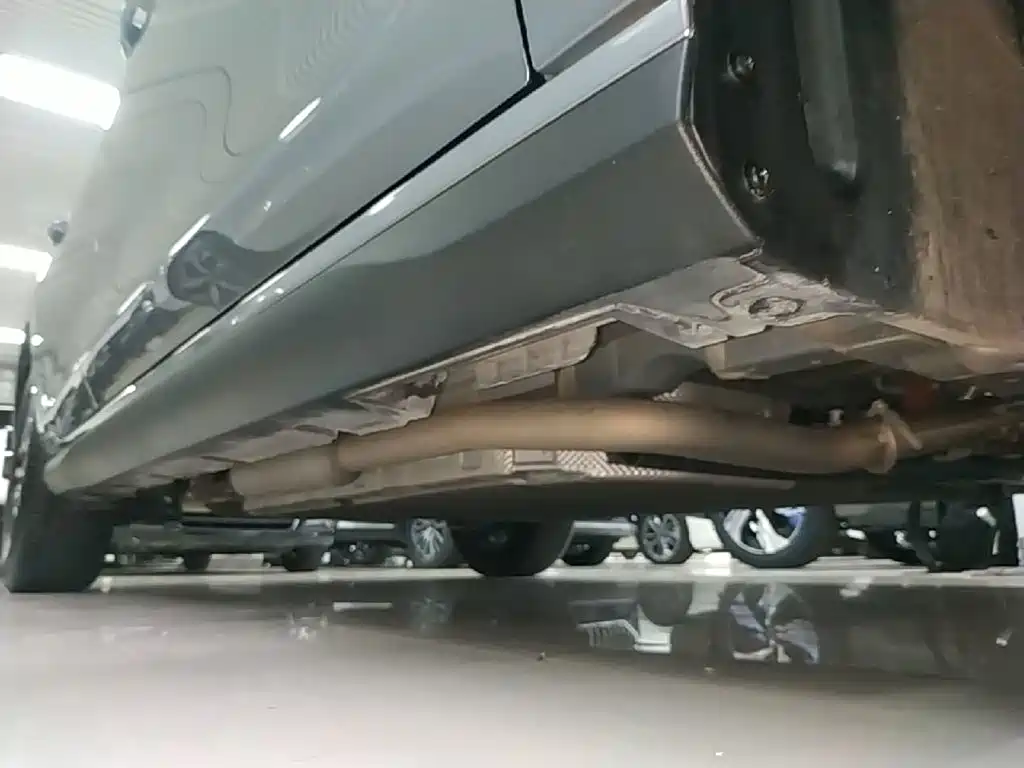 BYD Seal 05 DM-i — фото 21