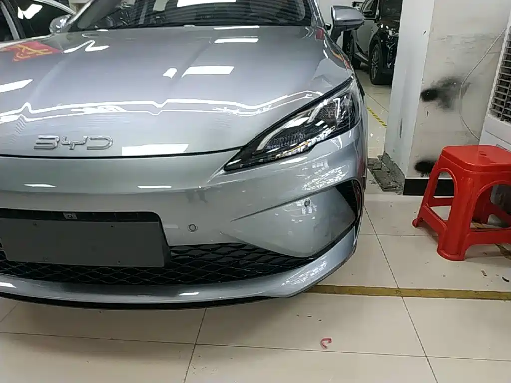 BYD Seal 05 DM-i — фото 24