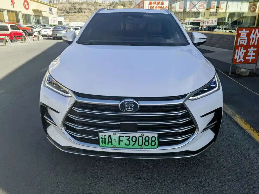 BYD Tang — фото 2